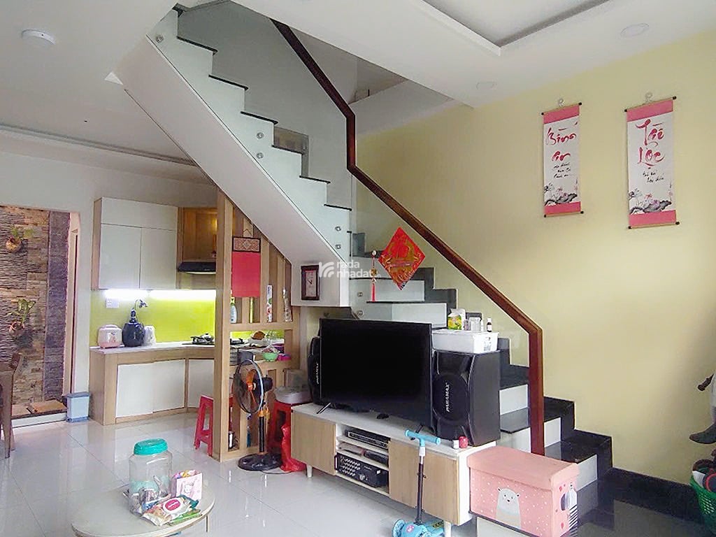 Bán nhà gần  đường tây thạnh phường tây thạnh