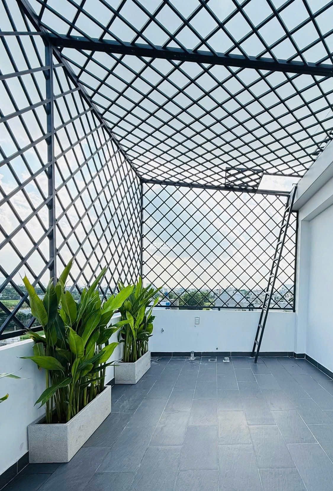 Chú Năm kẹt tiền bán nhà 53m2 Trần Quang Diệu,Q3 xây 3 tầng giá 2tỷ890.Gần bệnh viện An Sinh.Hẻm 6m