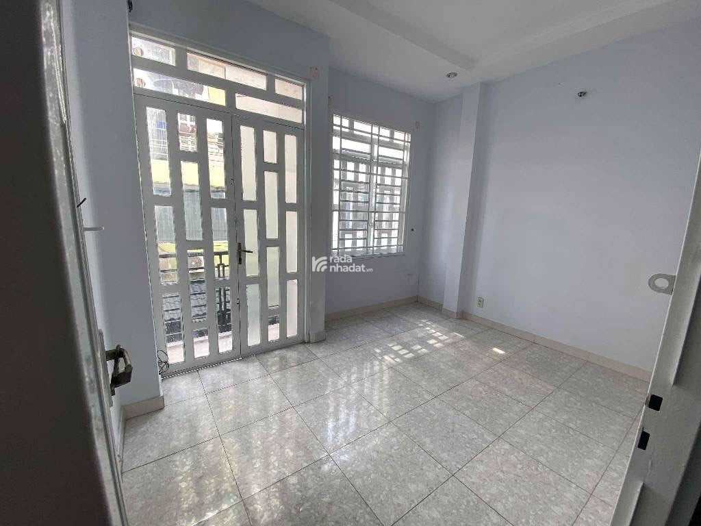 BÌNH TÂN 4 TẦNG - HẺM THOÁNG ĐẸP YÊN TĨNH NHÀ XÂY KIÊN CỐ BTCT HOÀN CÔNG ĐỦ - 49 SHR VUÔNG VỨC