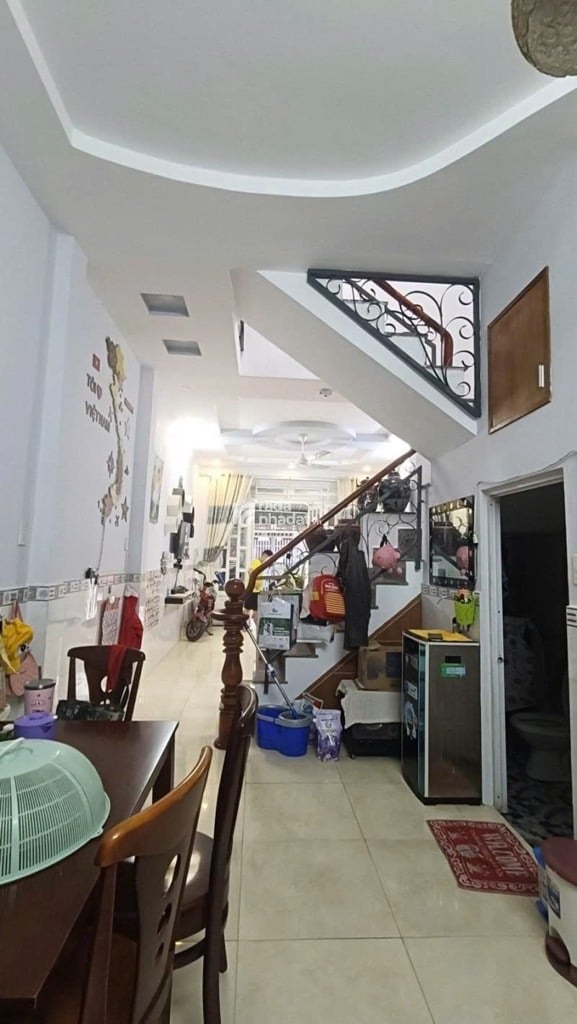 NHÀ ĐẸP NỞ HẬU BÌNH TÂN - CÁCH AEON TÂN PHÚ CHỈ VÀI BƯỚC CHÂN - HẺM XE HƠI - CHỈ NHỈNH 4 TỶ 