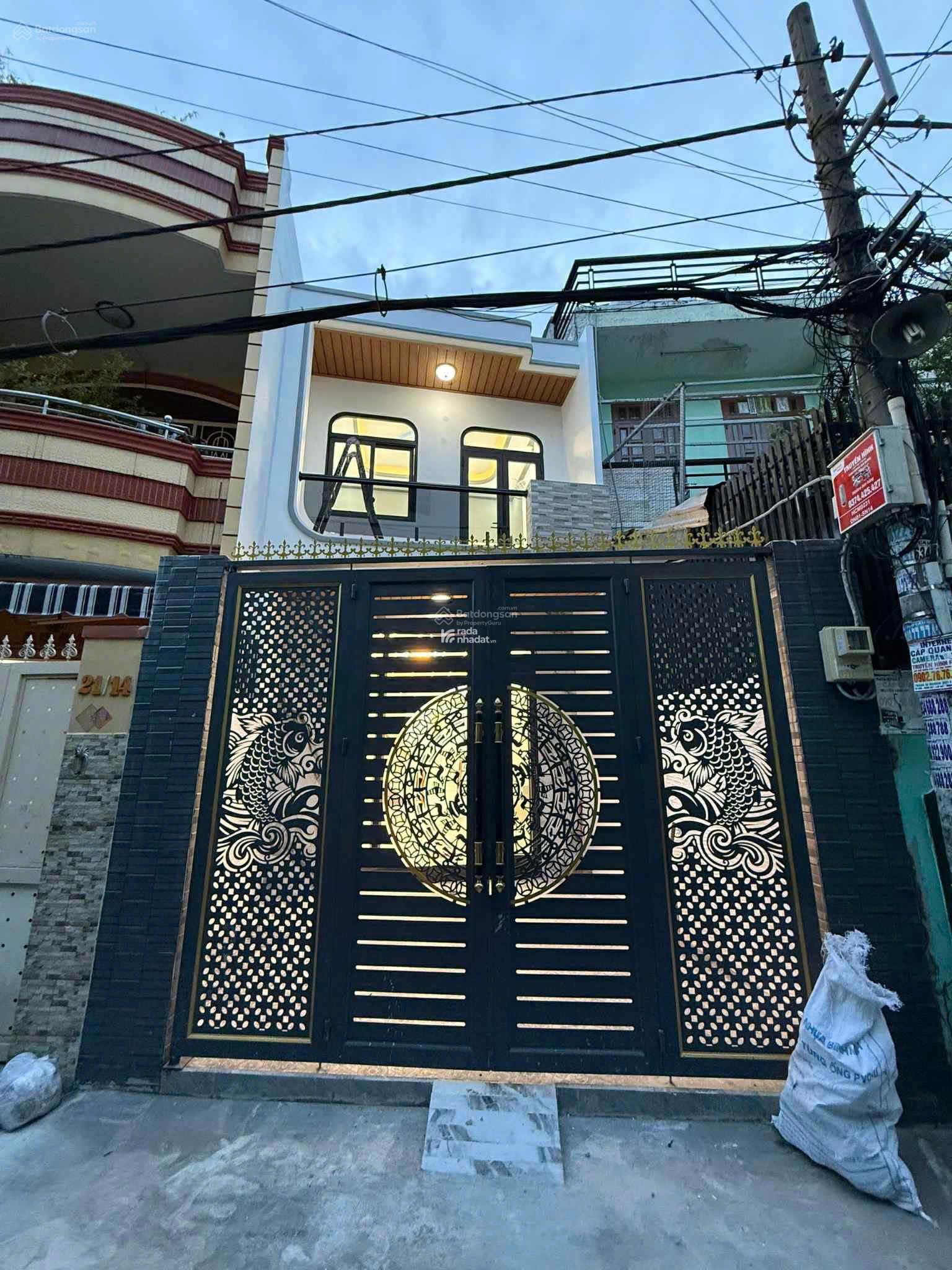 CẠNH Q6 - HXH THÔNG - 65M2( 4.2 x15 ), 2 TẦNG ĐÚC MỚI 100% - CHỈ NHỈNH 5 TỶ