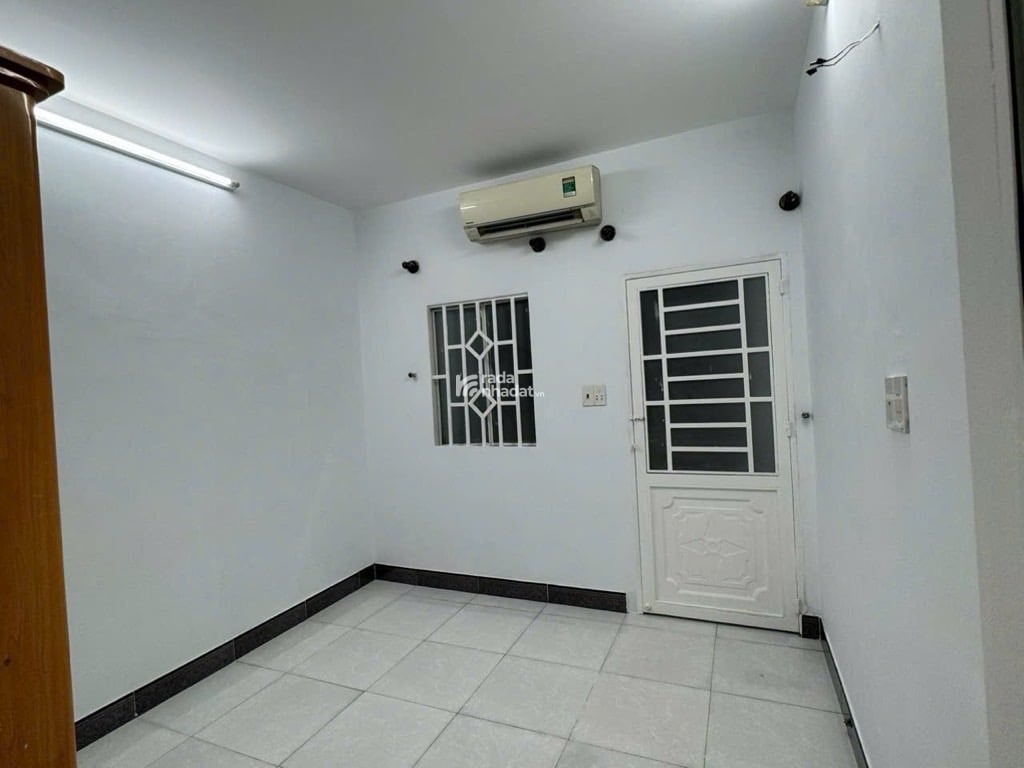 Bán nhà bình long tân phú gần AEON 