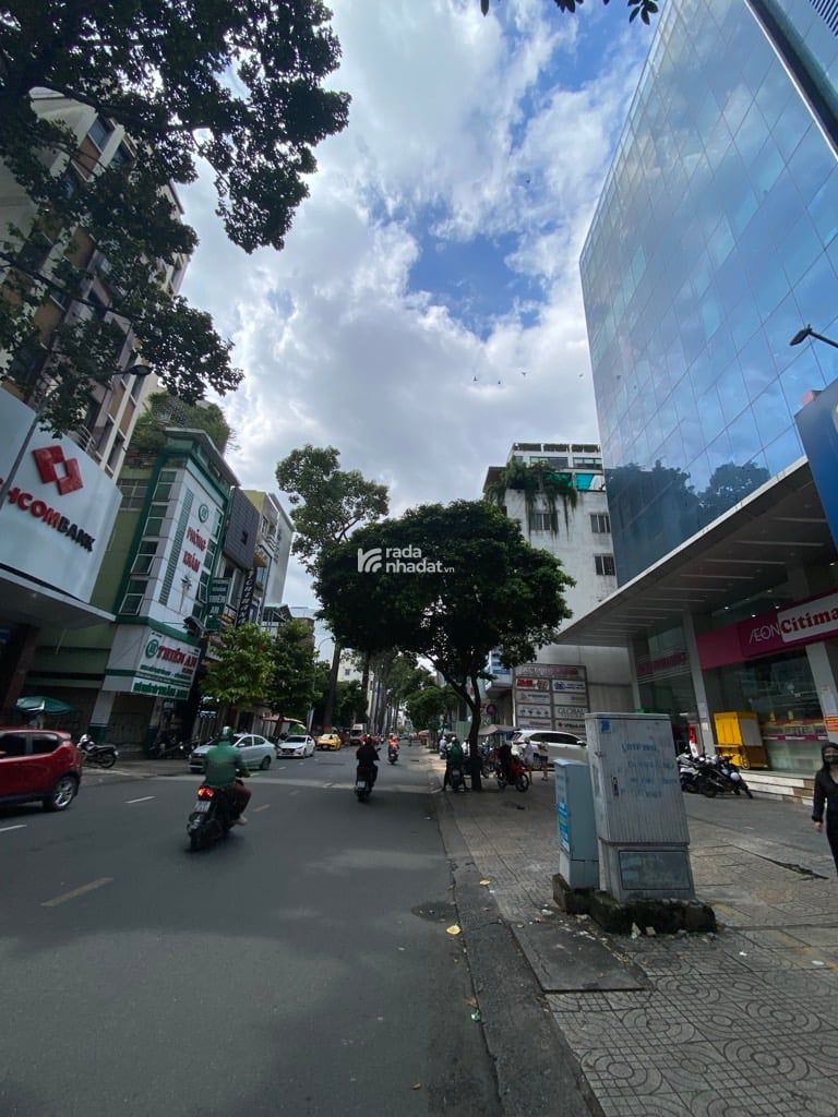 MẶT TIỀN KINH DOANH- ĐƯỜNG CAO THẮNG -QUÂN 3- DT: 68M2- 33 TỶ