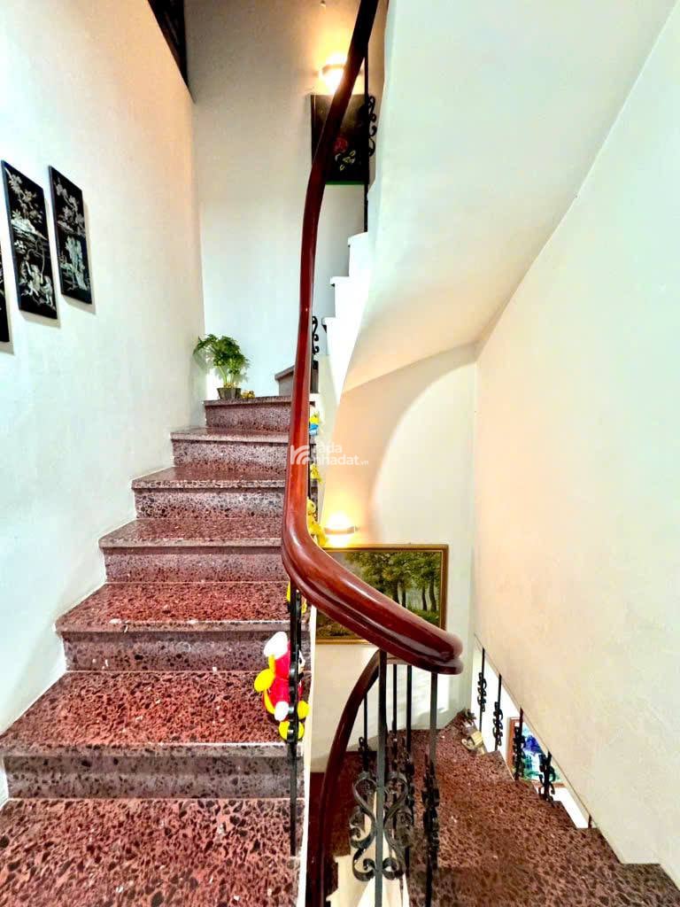 MẶT TIỀN CHỢ GÒ VẤP - MẶT TIỀN NGUYỄN VĂN NGHI - VỊ TRÍ TRUNG TÂM KINH DOANH ĐỈNH