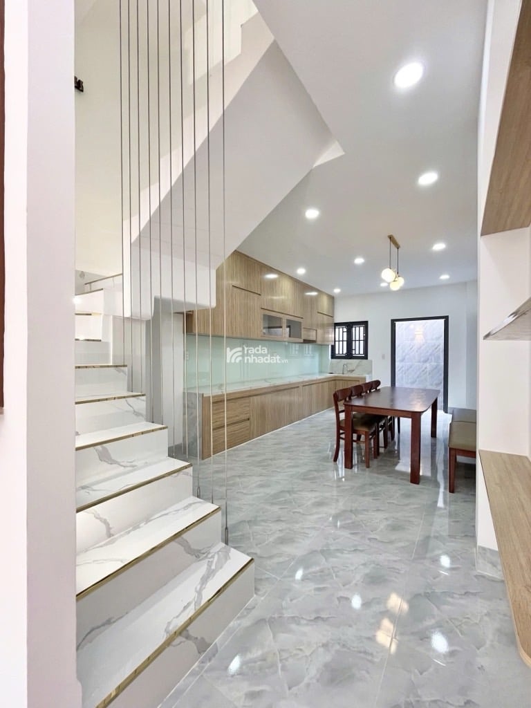 NHÀ ĐẸP TÂN PHÚ - GẦN SIÊU THỊ AEON - NGAY CHỢ TÂN HƯƠNG - 66m2 4x17 - 4 TẦNG - TẶNG FULL NỘI THẤT 