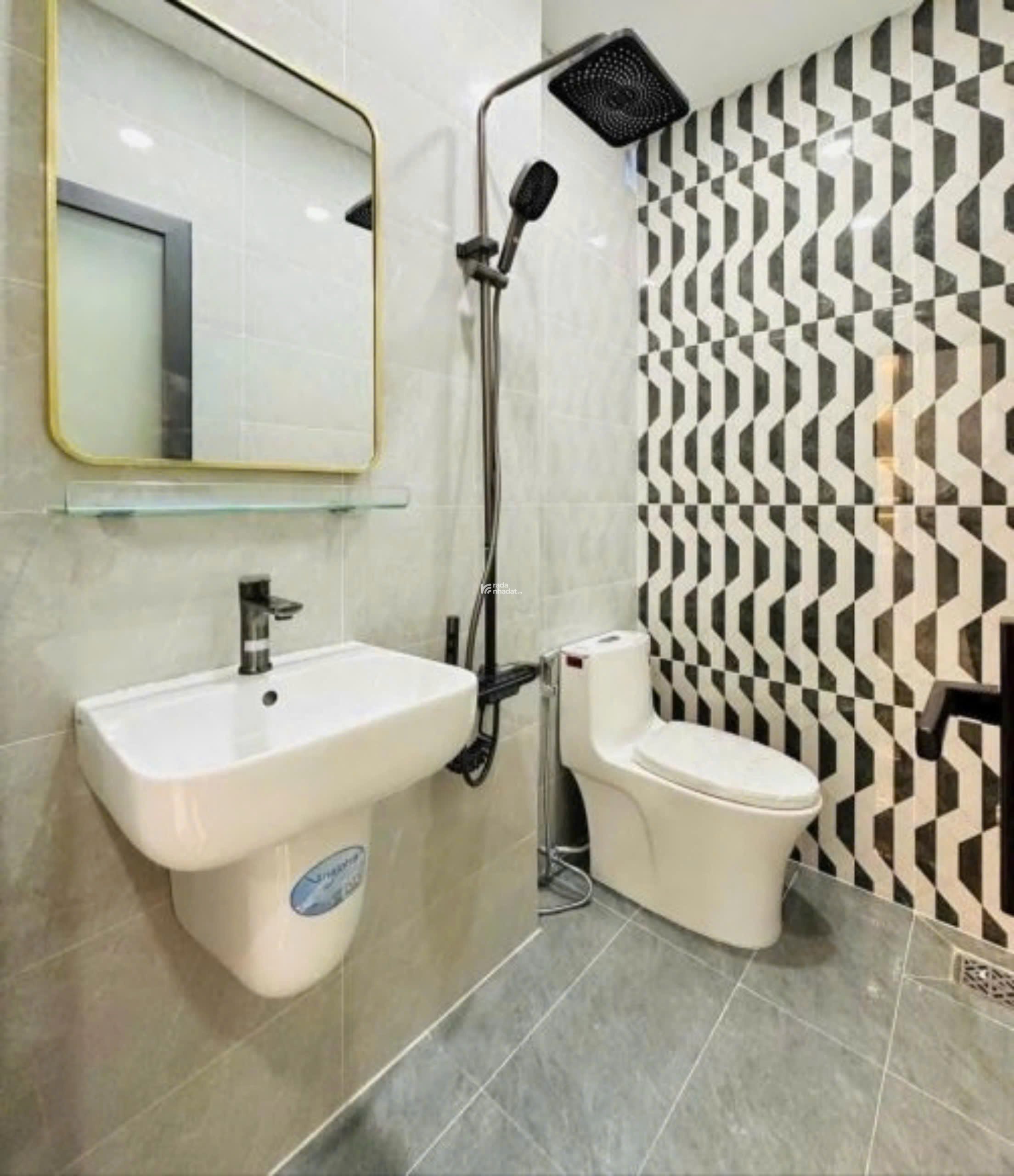 CHÍNH CHỦ BÁN NHÀ SỔ RIÊNG ĐƯỜNG HUỲNH LAN KHANH PHÚ NHUẬN 4 tỷ 150tr 60.2M2 HOÀN CÔNG ĐỦ