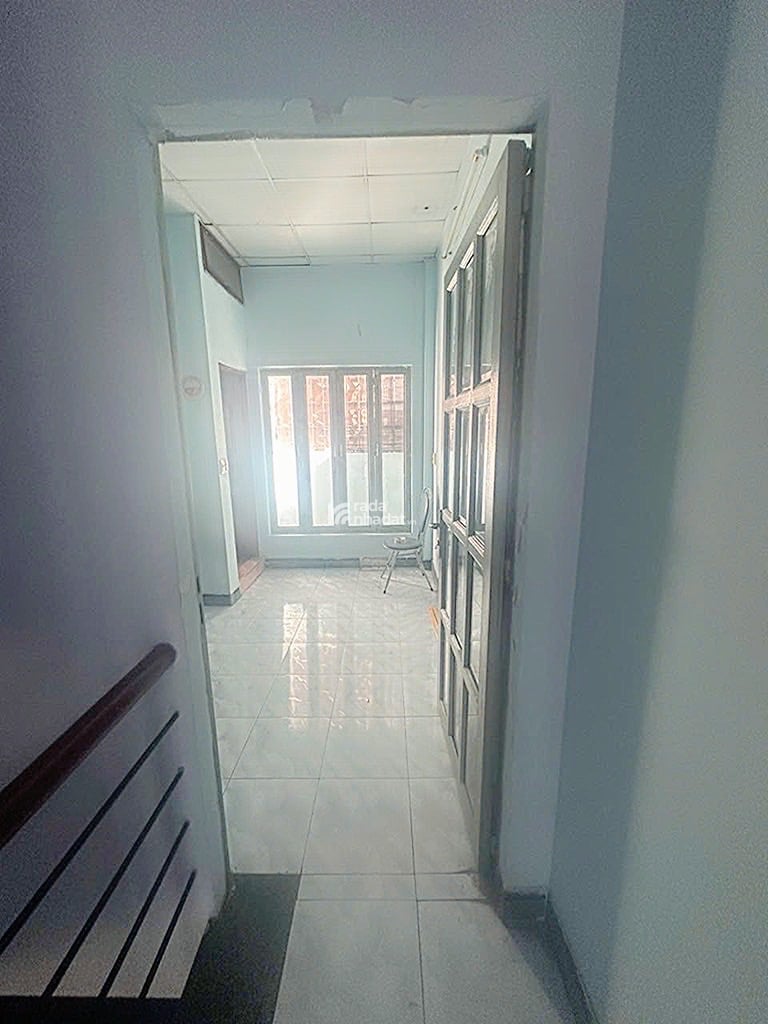 bans nha  đường lê trọng tấn bình hưng hoà