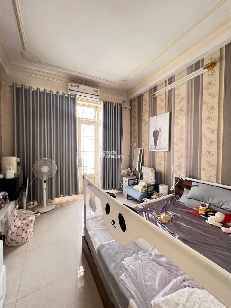 HẺM Ô TÔ NGỦ TRONG NHÀ - CHÍNH CHỦ MỘT ĐỜI- HIẾM KHU VỰC .