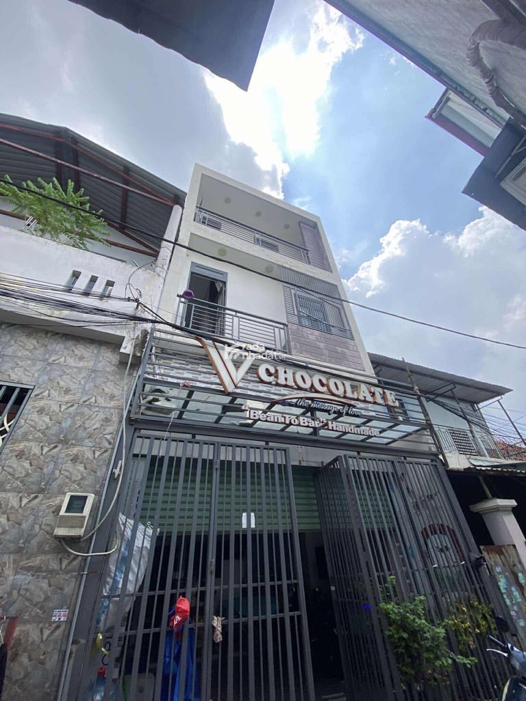 NHÀ ĐẸP HẺM Ô TÔ TRÁNH, SÁT MẶT TIỀN GẦN CHỢ LINH TRUNG 3 TẦNG 4,5X14 CHỈ 7,35 TỶ.