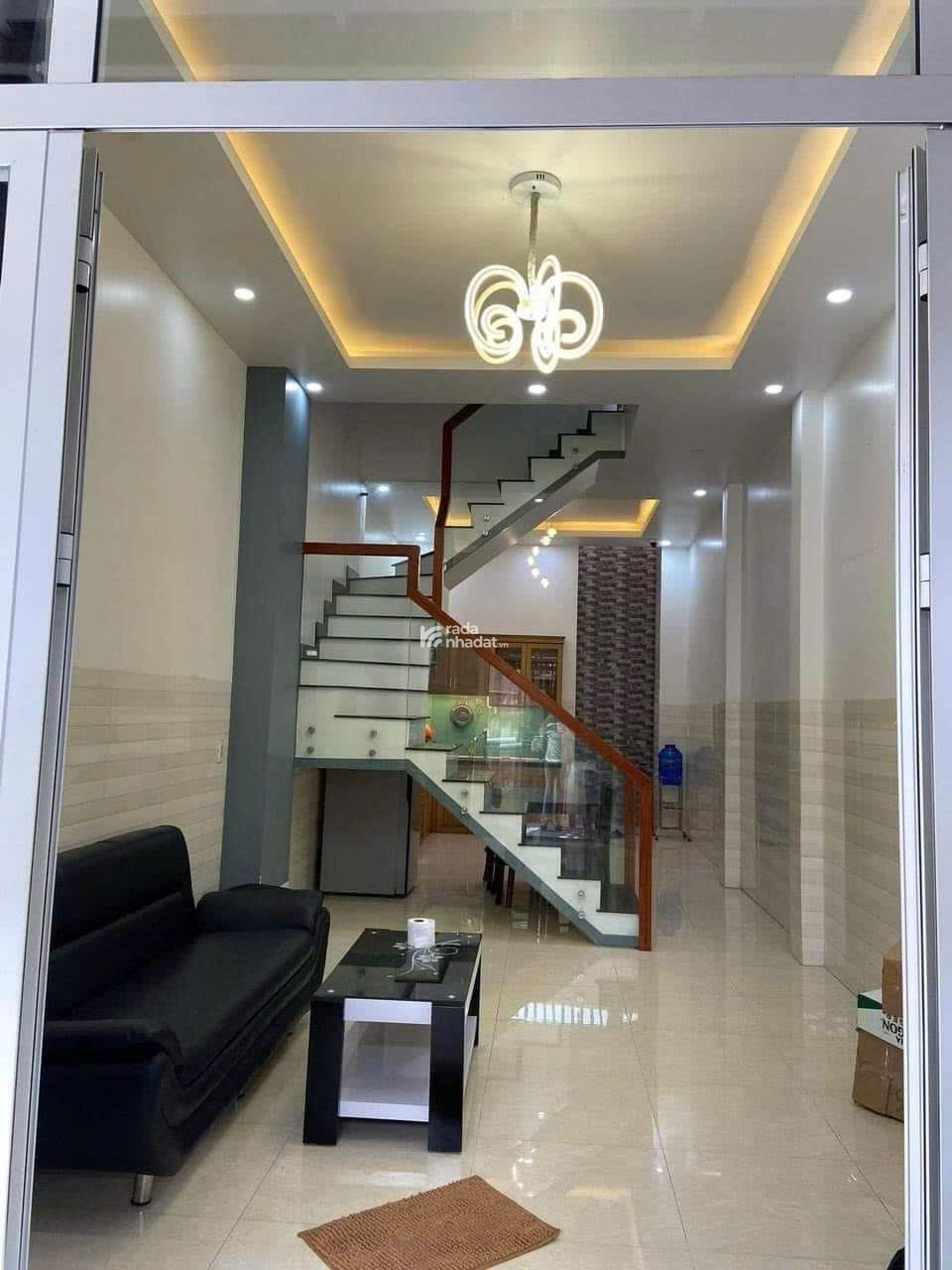 NHƯỢNG GẤP nhà cũ 50m2 đường Tạ Quang Bửu, Quận 8 hẻm xe hơi, nhiều tiện ích giá chỉ 2 tỷ 350 TL 