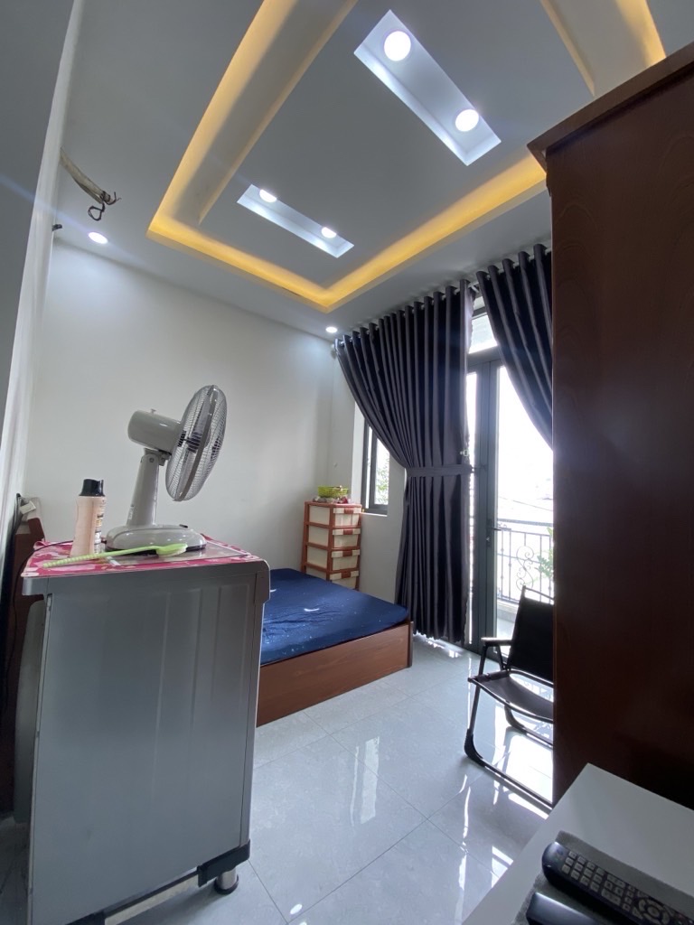 HẺM NHỰA XE TẢI TRÁNH NHAU 5 TẦNG 6PN 7WC VỊ TRÍ ĐẸP  