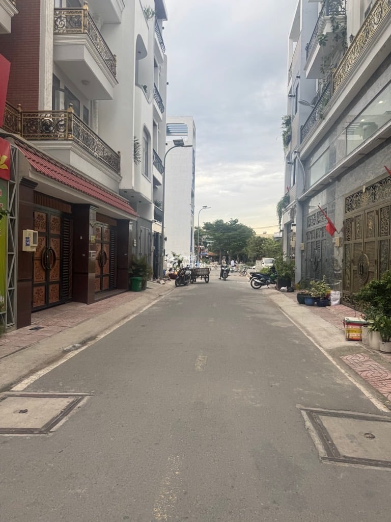 Bán nhà đường 26/3 bình hưng hoà