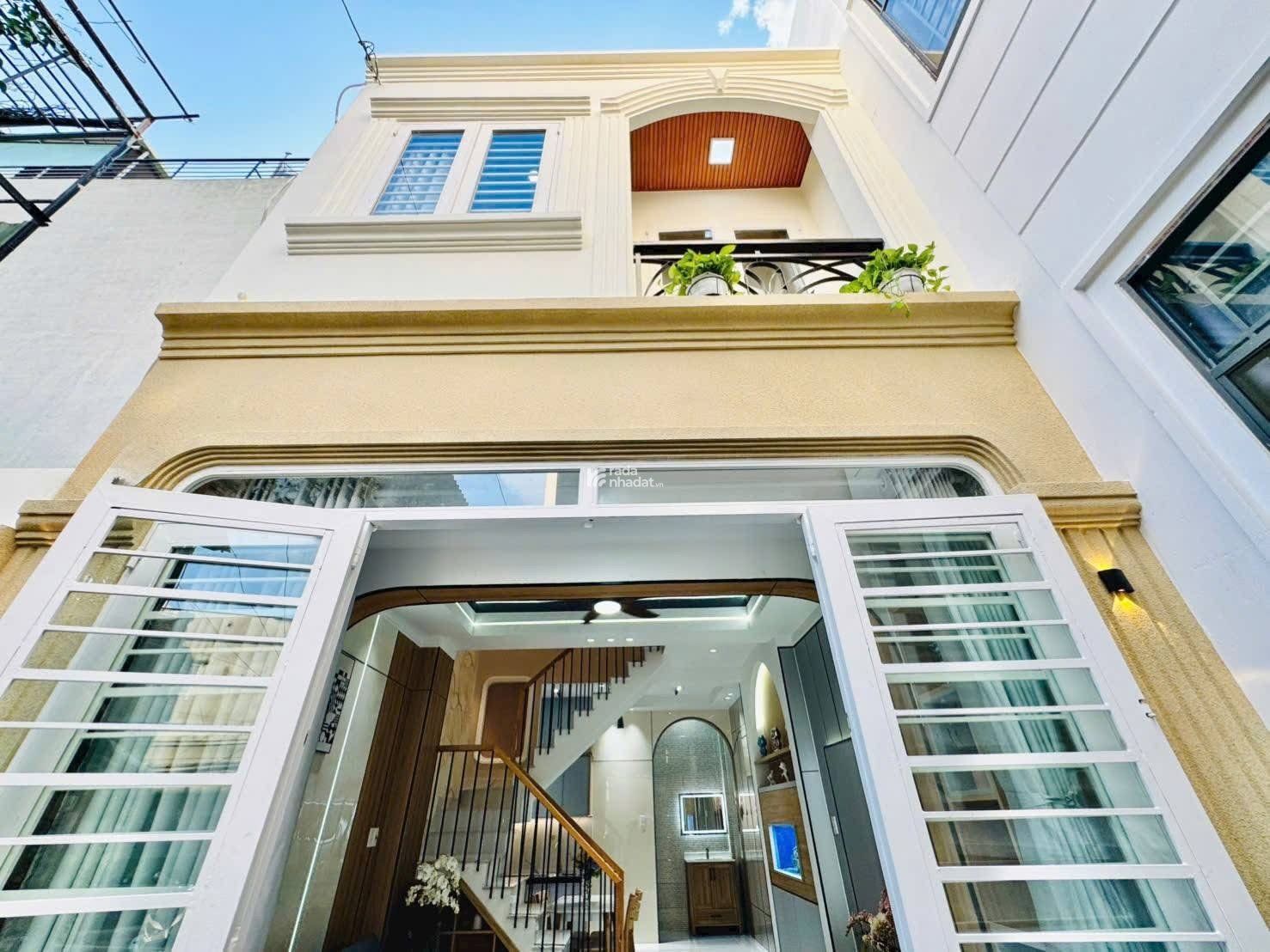 Nhanh tay mua Nhà 44m2 Ngô Thị Thu Minh, P.4 Tân Bình  3PN 2WC chỉ 2.65 tỷ