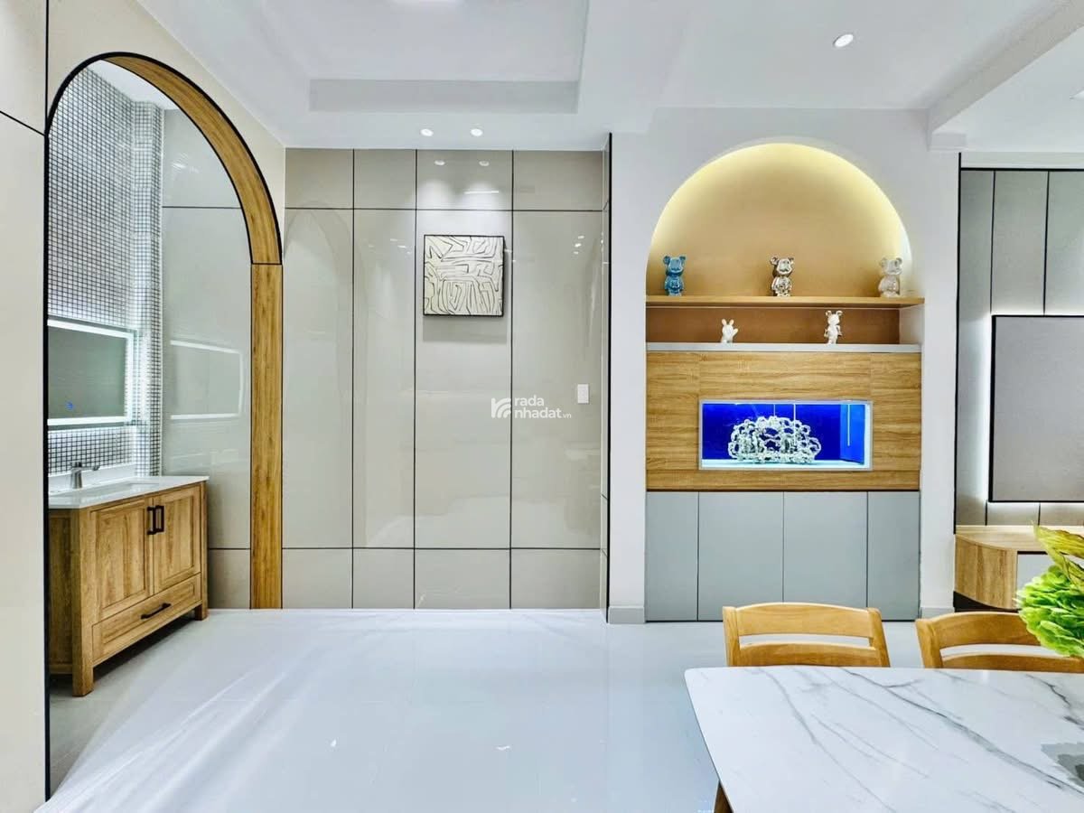 Nhanh tay mua Nhà 44m2 Ngô Thị Thu Minh, P.4 Tân Bình  3PN 2WC chỉ 2.65 tỷ