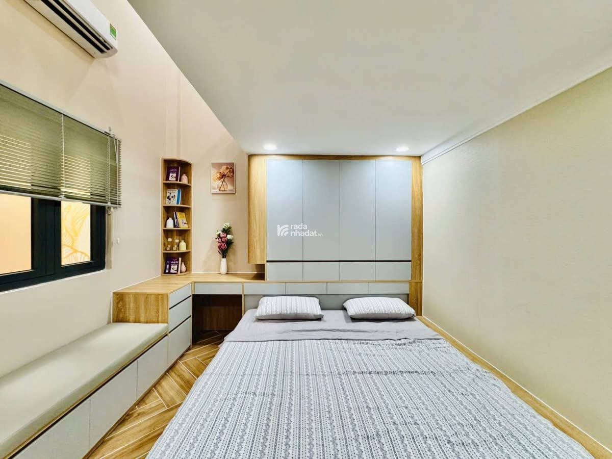 Nhanh tay mua Nhà 44m2 Ngô Thị Thu Minh, P.4 Tân Bình  3PN 2WC chỉ 2.65 tỷ