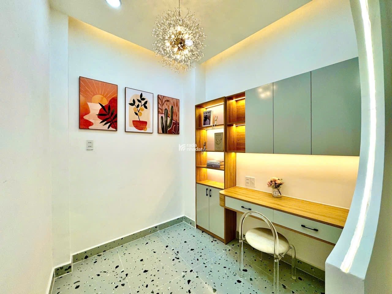 Bán Nhà mới xây GIÁ RẺ chỉ Hơn 5 Tỷ - 4 Tầng tặng Nội thất-Ngay mặt tiền Vạn Kiếp, P.3, Bình Thạnh