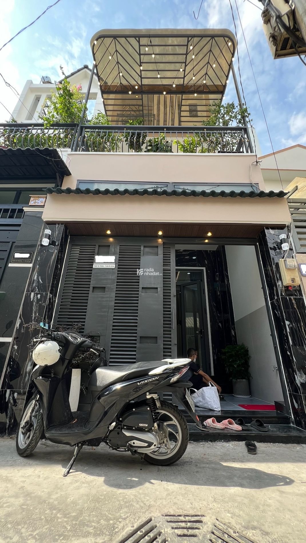 Hxh 4m Trần Thị Trọng, 52m2, 3 tầng mới đẹp full nội thất, chỉ 6.38 tỷ, dọn vào ở ngay