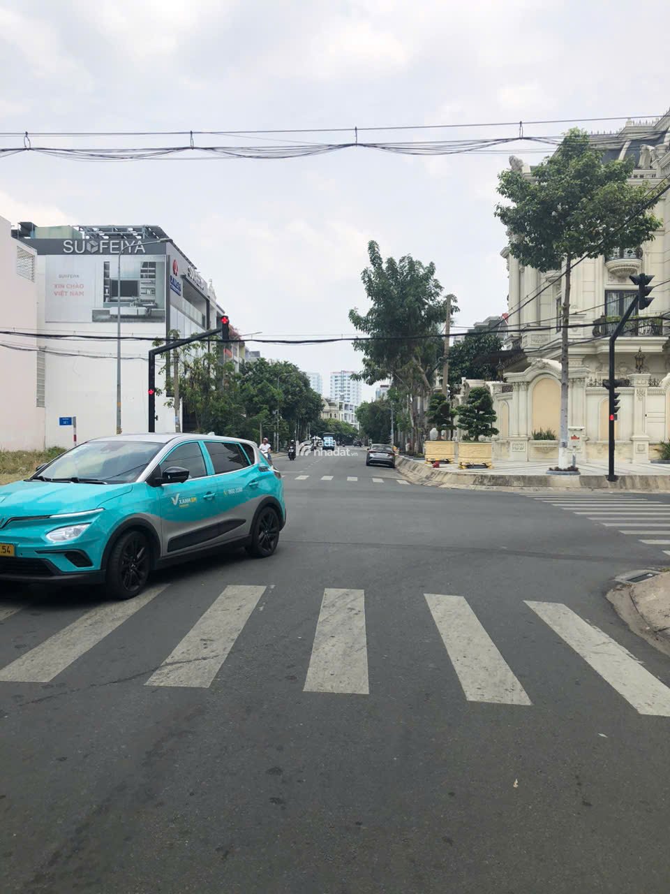 SIÊU PHẨM LÔ GÓC MTKD 5 TẦNG 5PN GIÁP KHU TÊN LỬA NHIK 8 TỶ 