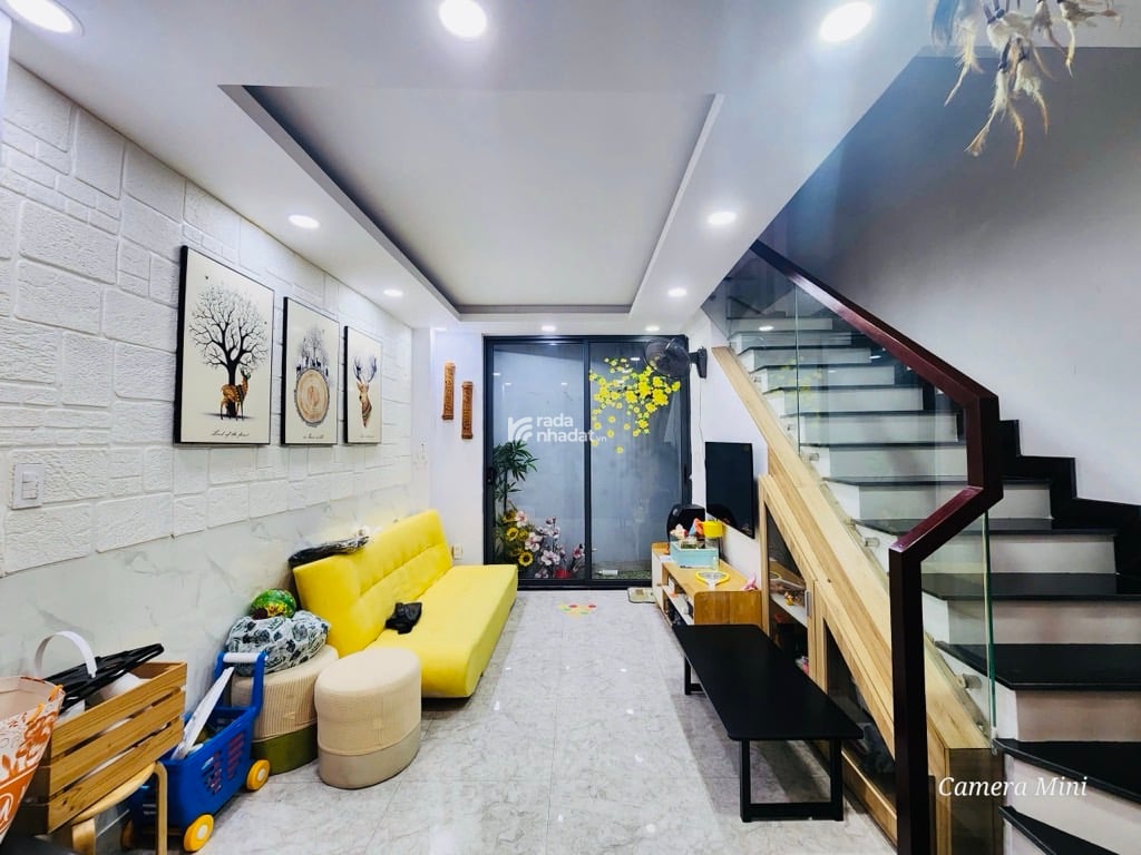 HẺM XE HƠI SÁT NHÀ, TRẦN CAO VÂN, PHÚ NHUẬN, 26M2 CÓ KẾT CẤU Ở NGAY. GIẢM 800TR CHỈ CÒN 4.85T TL 