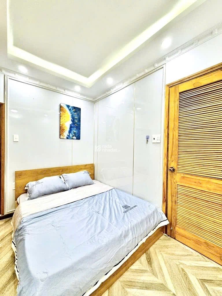 NHÀ ĐẸP - XE HƠI VÀO NHÀ - FULL NỘI THẤT