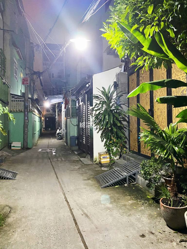 GẦN Q11, HXH LÝ THÁNH TÔNG, TÂN PHÚ, 71M2 HIẾM CÓ. GIẢM 550TR CHỈ 6T 