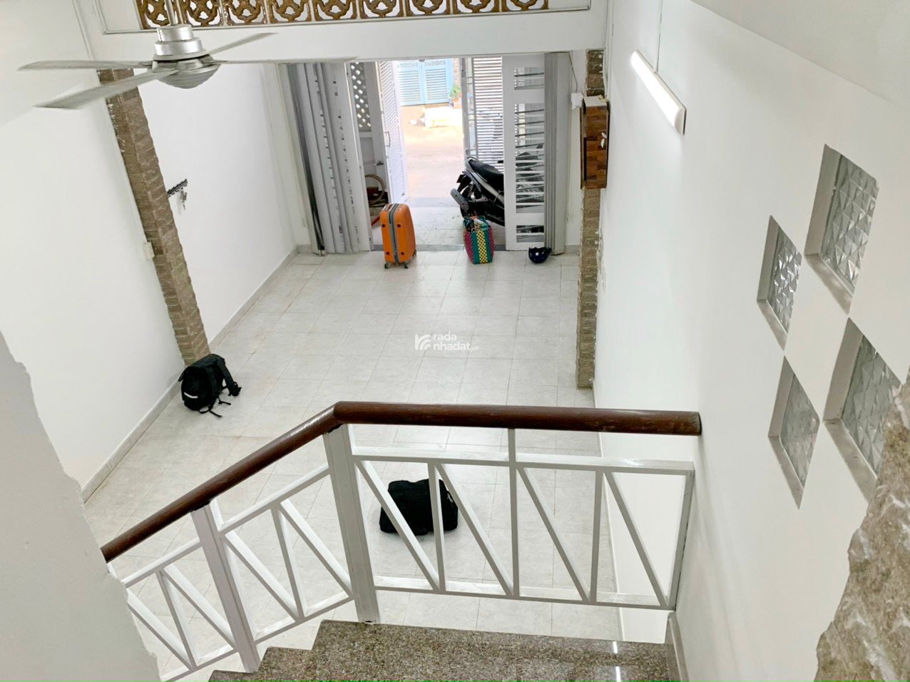 Bán nhà 3 lầu mặt tiền gần chợ Phạm Thế Hiển Phường 4 Quận 8