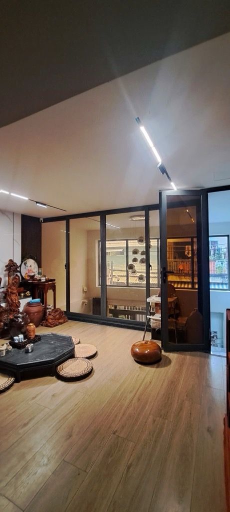 NHÀ MỚI ĐÓN TẾT VÀO Ở NGAY - 6 TẦNG - 48M2 - NGANG 5M - GẦN UBND QUẬN TÂN PHÚ - HẺM THÔNG Ô TÔ