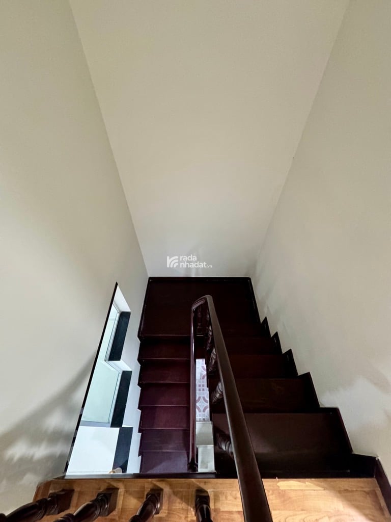 NHÀ 2 TẦNG LÔ GÓC NGAY NGÃ TƯ PASTEUR- VÕ VĂN KIỆT- TRUNG TÂM Q1 - 3 PN- CHO THUÊ DÒNG TIỀN CAO