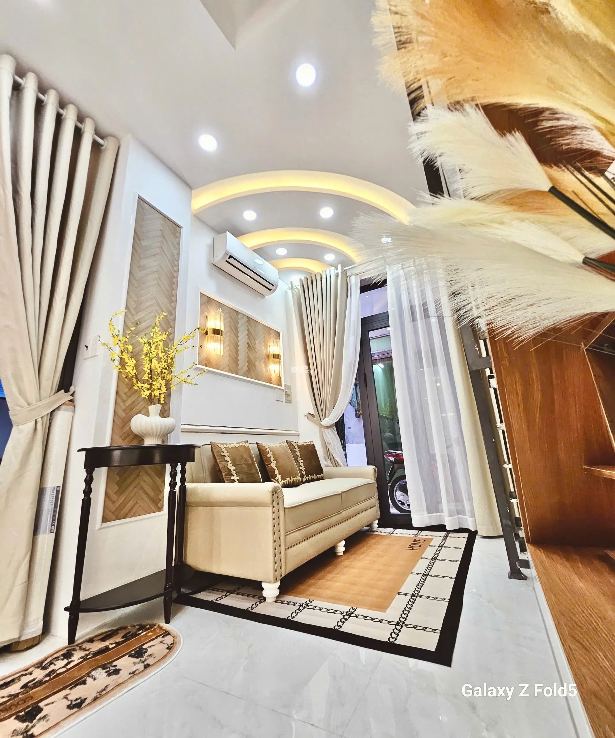 NHÀ 3 TẦNG - SÁT MẶT TIỀN HOÀNG VĂN THỤ - 3 TẦNG ĐÚC MỚI FULL NỘI THẤT, GIÁ 6.05 TỶ