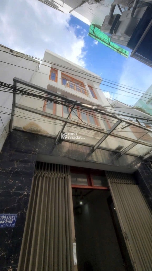 NHÀ 3 TẦNG - 47M2 (4.5*12) - 6PN KHÉP KÍN - HẺM 4M - GẦN MT LẠC LONG QUÂN - 7 TỶ 600 TL