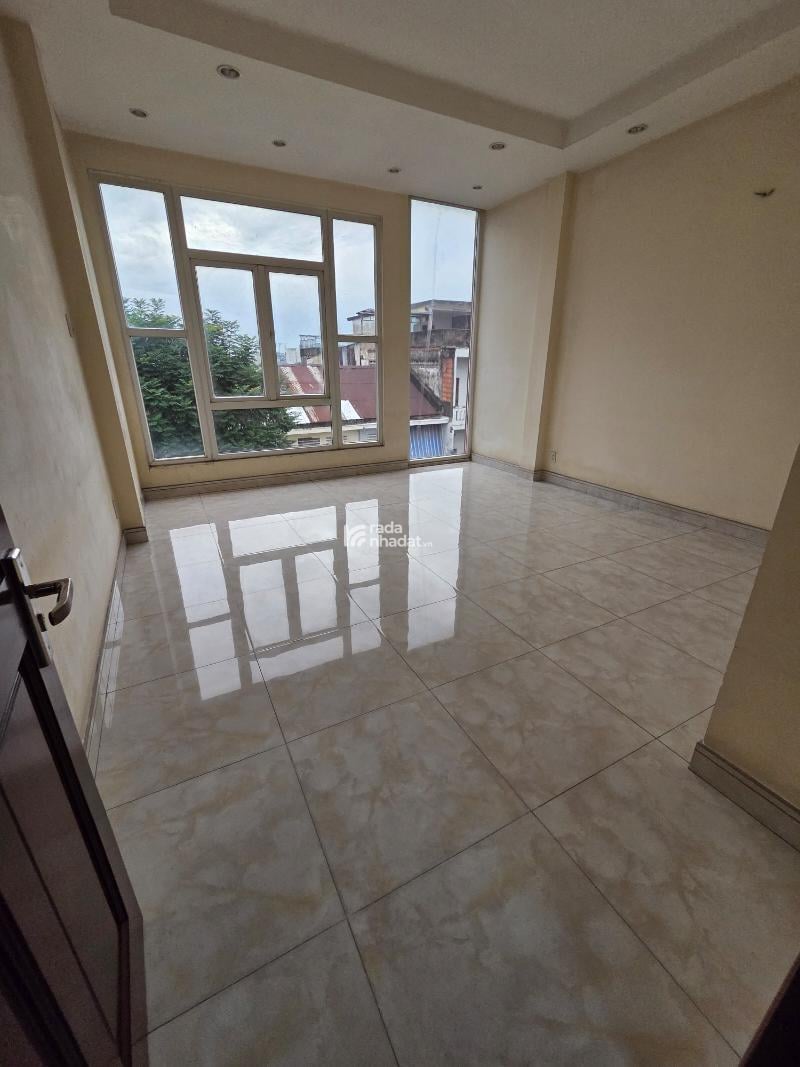 BÁN NHÀ MẶT TIỀN CAO VĂN LẦU KHU CHỢ LỚN QUẬN 6 59M2 5 TẦNG 19 TỶ CÓ THANG MÁY HÀNG VÕ VĂN KIỆT