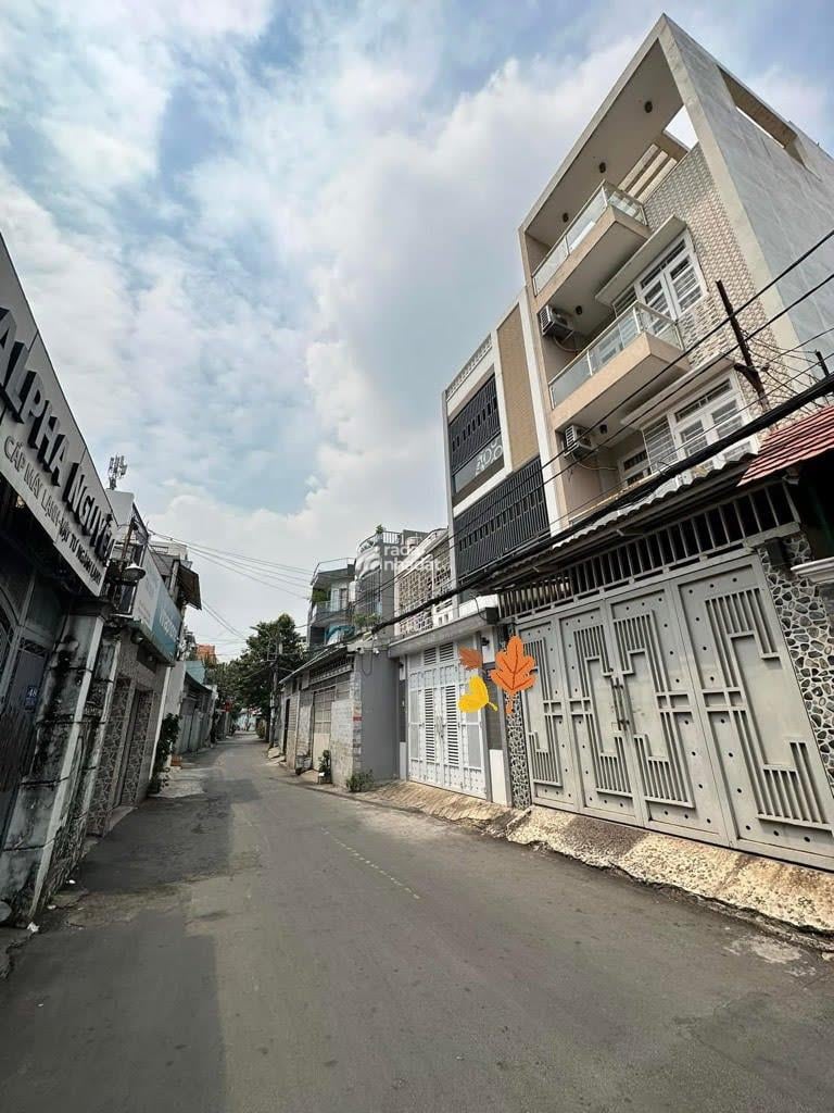 BÁN NHÀ HẺM XE HƠI LÊ QUANG ĐỊNH, GẦN PHẠM VĂN ĐỒNG, 4 TẦNG, 7PN, 9.5 TỶ TL