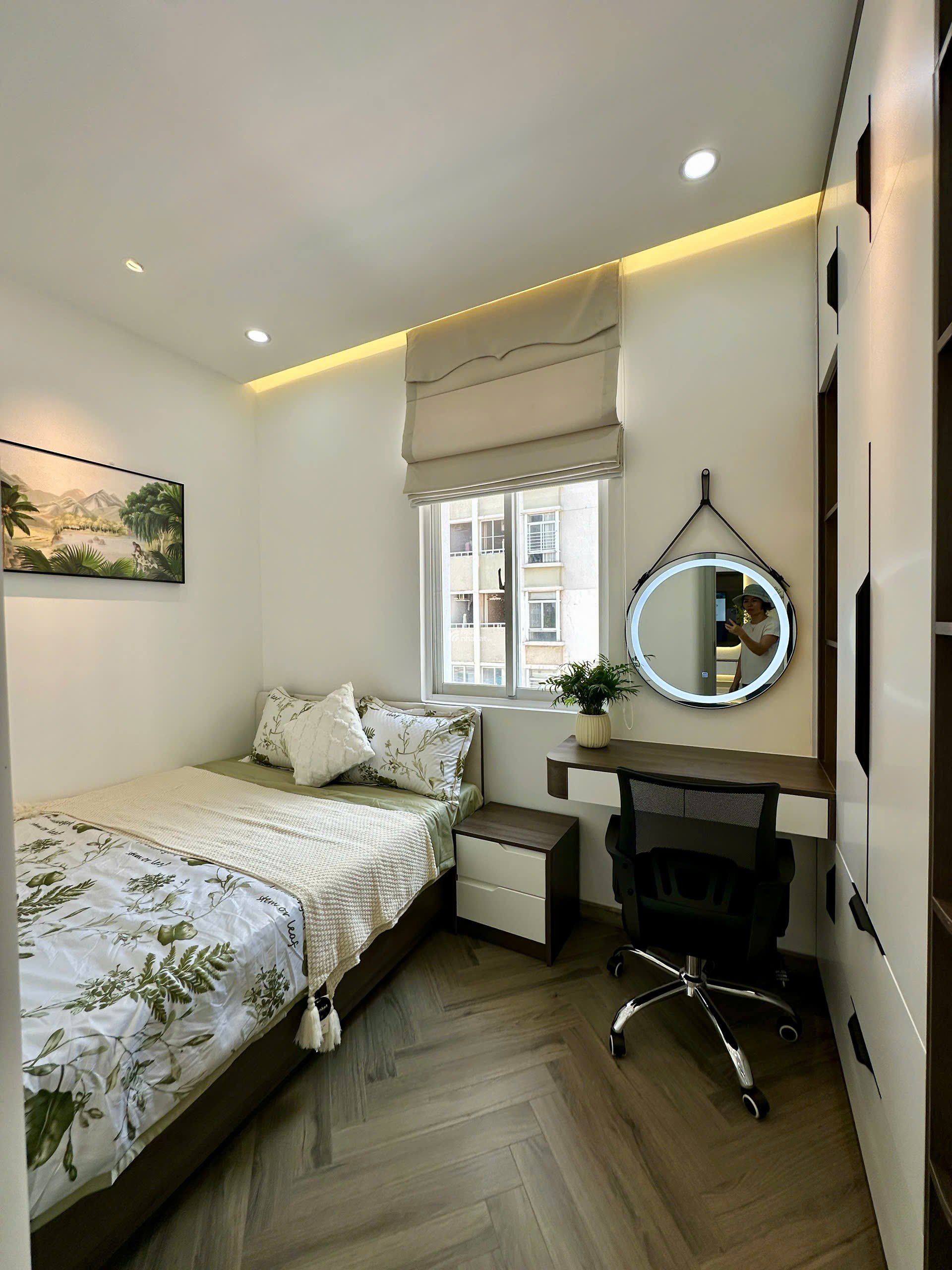 Bán nhanh căn hộ Sky garden 3, PMH, Q7, DT 74m2, Tk 3PN nhà mới đẹp, giá chỉ 6,1 tỷ 