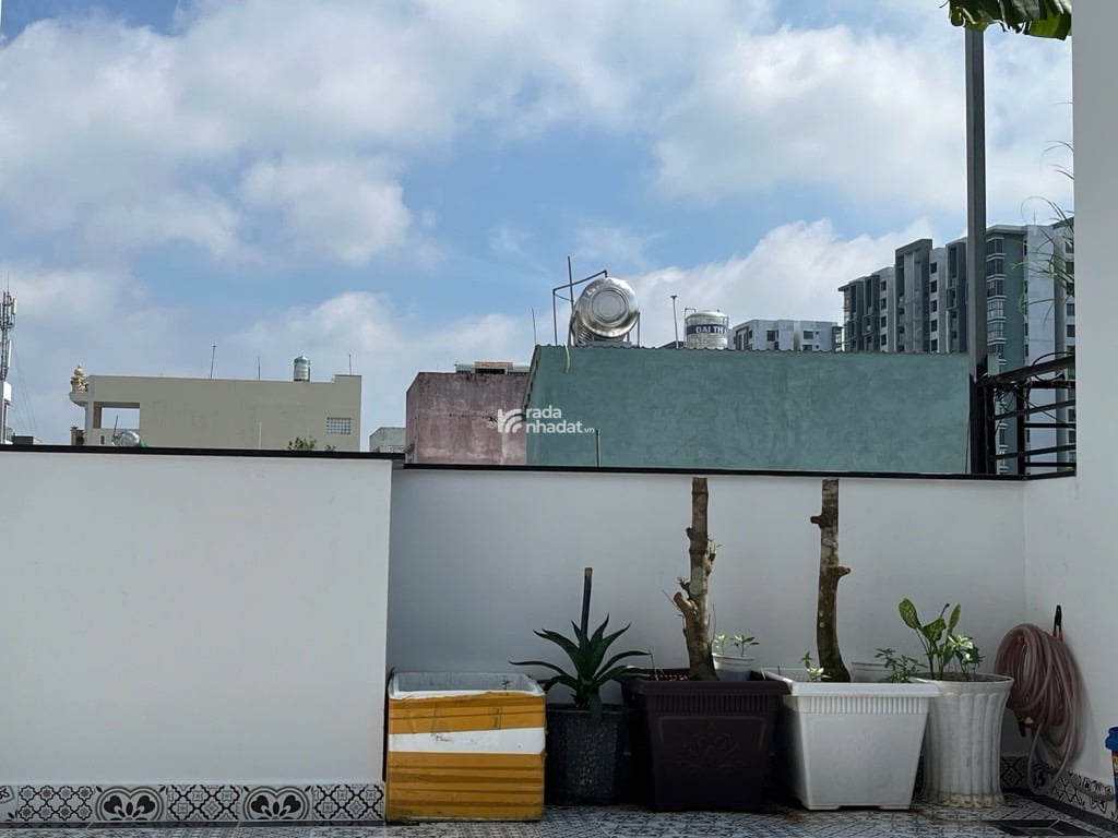 BÁN NHÀ ĐƯỜNG 26/3 BÌNH TÂN 74M2 3 TẦNG 4PN FULL NỘI THẤT 6.65T KẾ AEON MALL TÂN PHÚ
