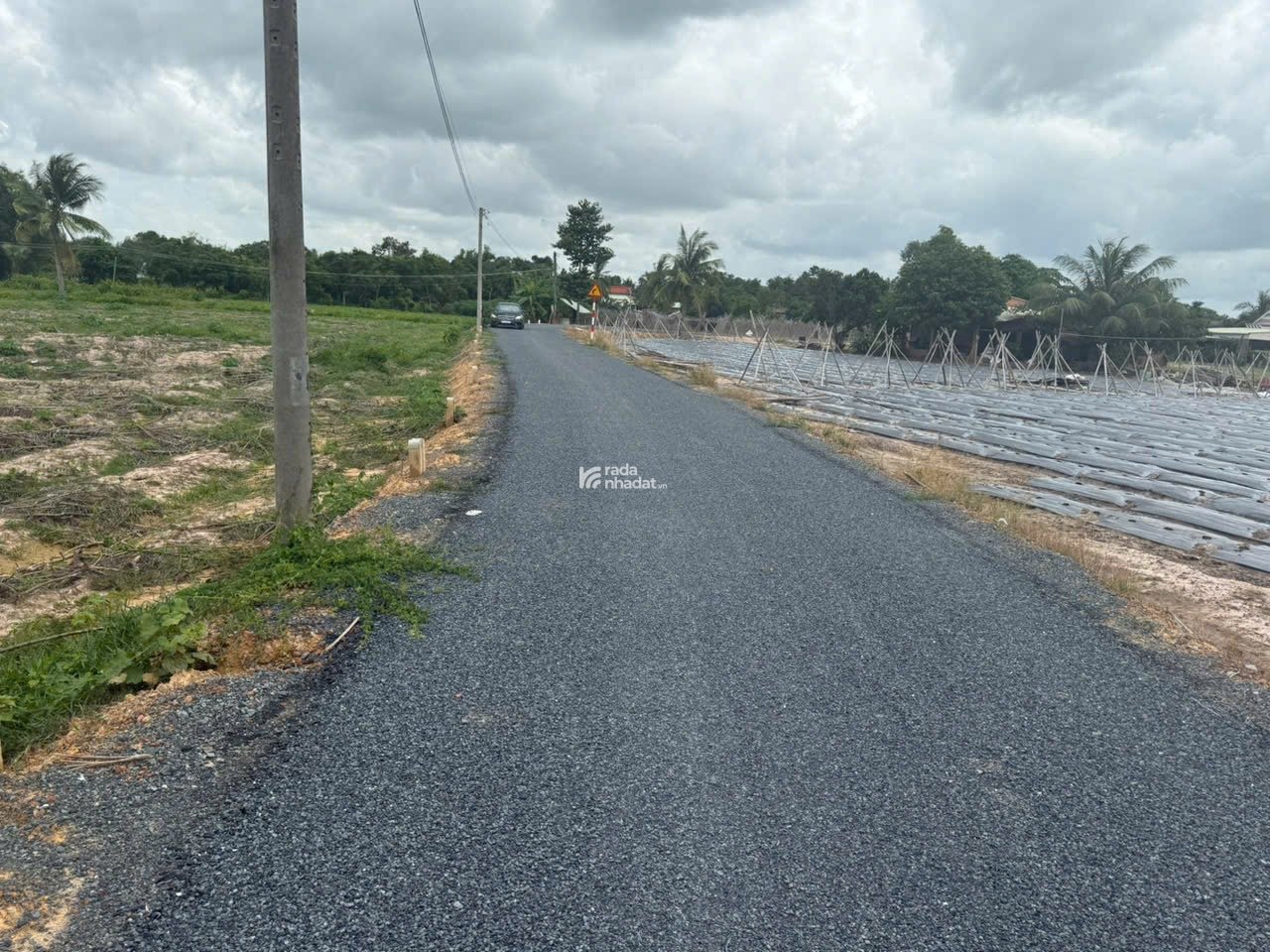  Bán đất Hòa Thạnh, 120 triệu, 165.3m2 view đẹp, giá tốt, Tây Ninh