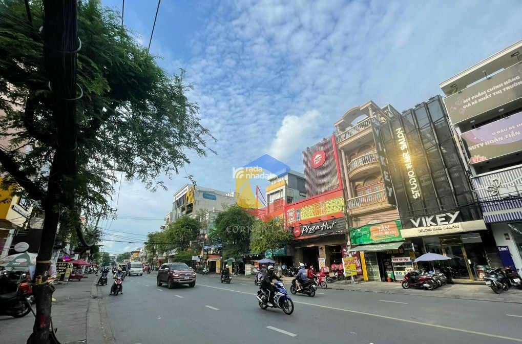 Bán nhà mặt tiền Nguyễn Gia Trí Bình Thạnh (45 tỷ)