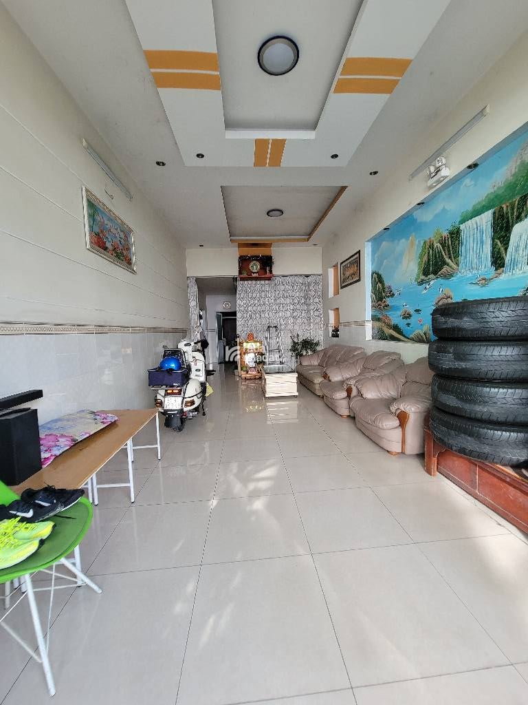 BÁN NHÀ QUỐC LỘ 1A 186M2 8.X TỶ 8X24M HẺM XE HƠI 6M BÌNH TÂN