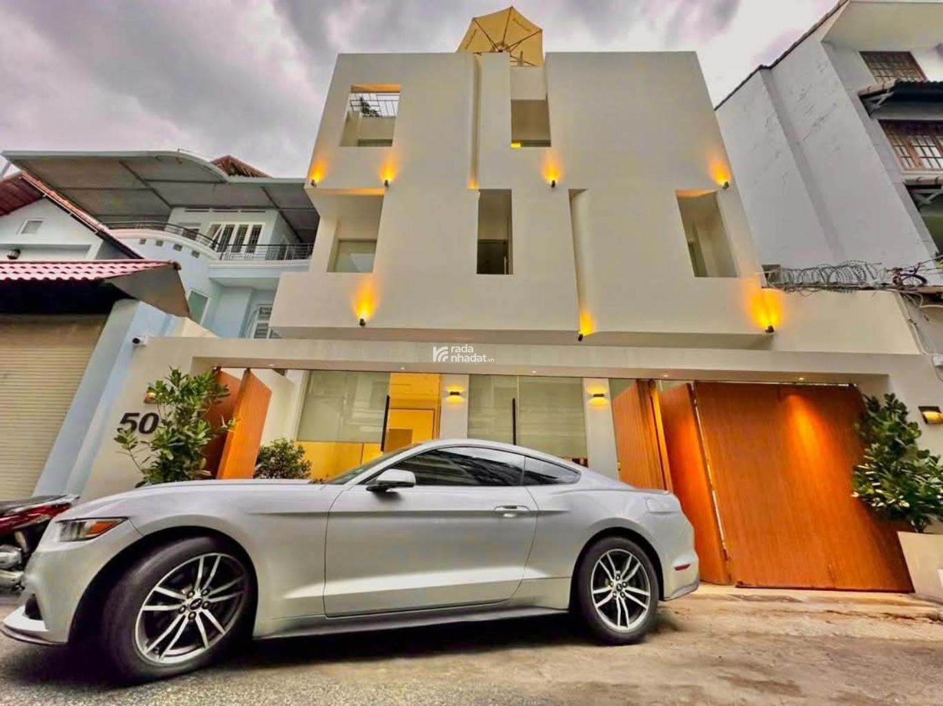 NHÀ 4 TẦNG MỚI ĐẸP - THẢO ĐIỀN QUẬN 2 - 110M2 - NGANG 10M - 36 TỶ