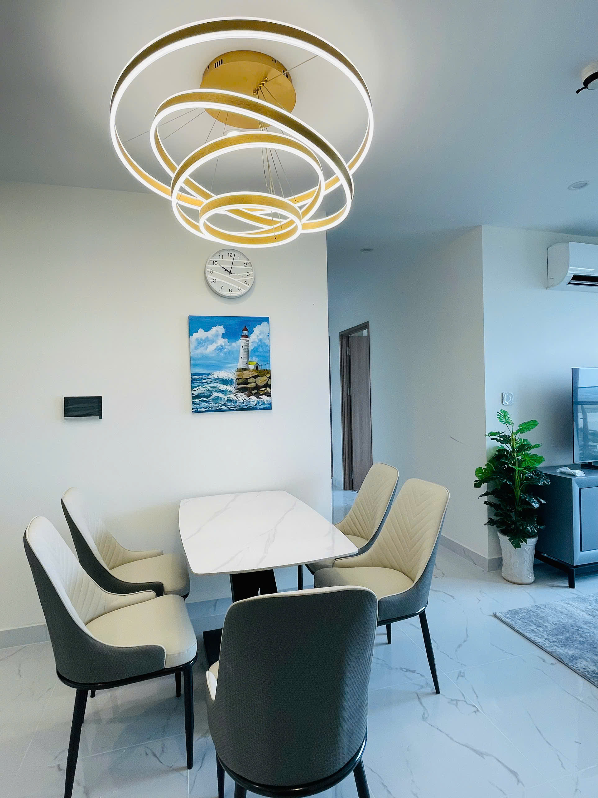 CHO THUÊ CĂN HỘ 3PN FULL NỘI THẤT
