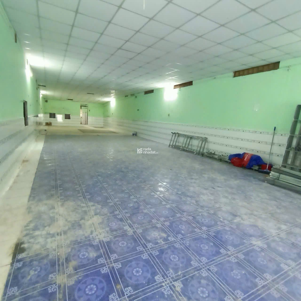 XƯỞNG ĐƯỜNG NGUYỄN VĂN QUÁ, 7,3x30m, CÔNG NHẬN 218m2, HẺM THÔNG XE TẢI