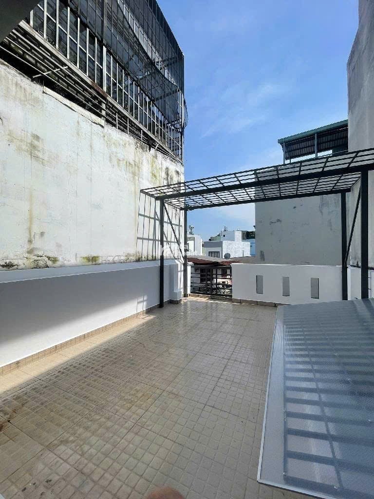 DC6, Tân phú 36m2, 3 tầng st, nhà đẹp oto, giá rẻ