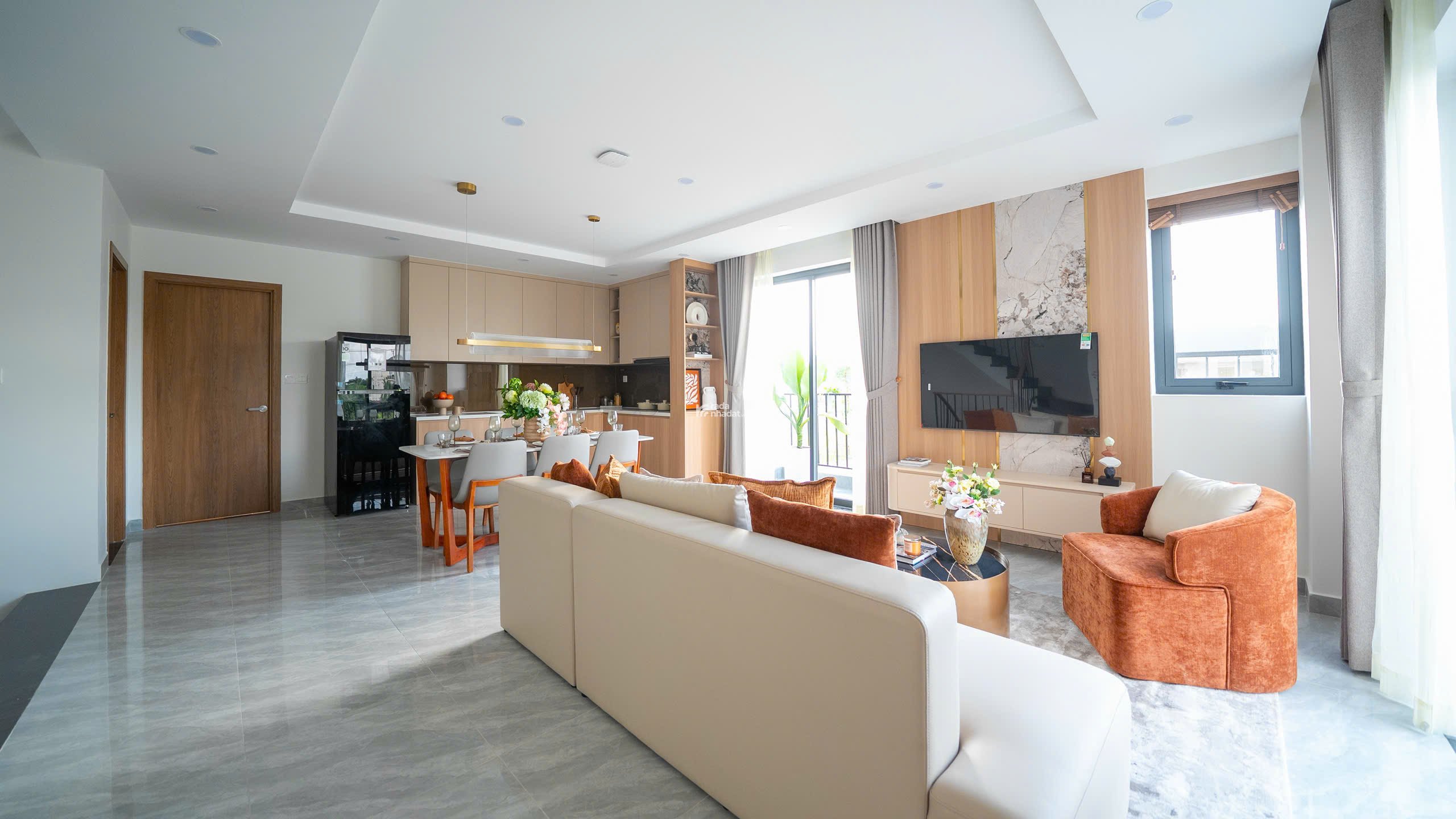 Nguồn chủ đầu tư nhà thương mại , căn hộ , đất nền sổ sẵn 