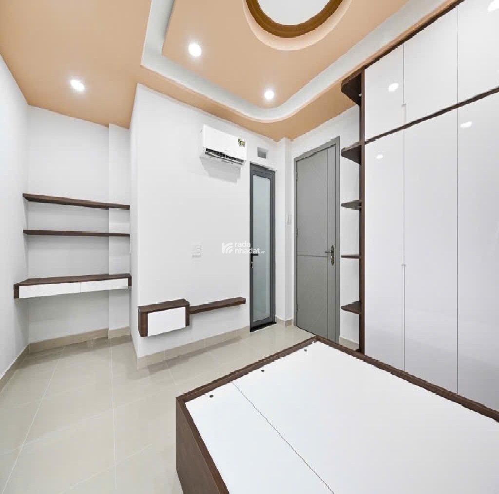 Nhà QUẬN 3 -Lê Văn Sỹ - 5 x 11 m -8.9 tỷ - gần Trường ĐH Sư phạm TPHCM