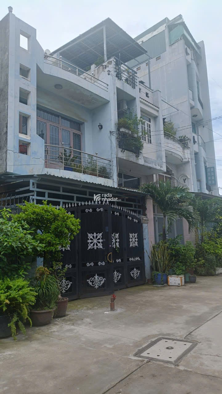 BÁN NHÀ HẺM 8M,1 SẸC,TÂN HOÀ ĐÔNG,BÌNH TÂN (5 x 18 x 2 TẦNG) 6.8 TỶ TL