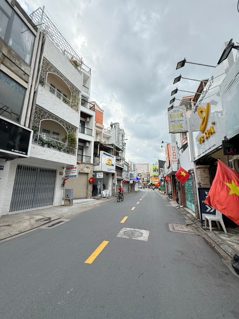 KHU SÂN BAY, MTKD NGUYỄN TRỌNG TUYỂN, TÂN BÌNH, 75M2 CÓ KC Ở NGAY. GIẢM 550TR CHỈ CÒN 15.5T TL 