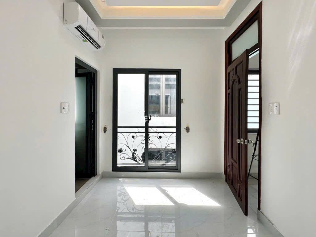 VIP ĐOÀN THỊ ĐIỂM - PHÚ NHUẬN - 4 TẦNG - 5PN 5WC - 45M2 NGANG 5M