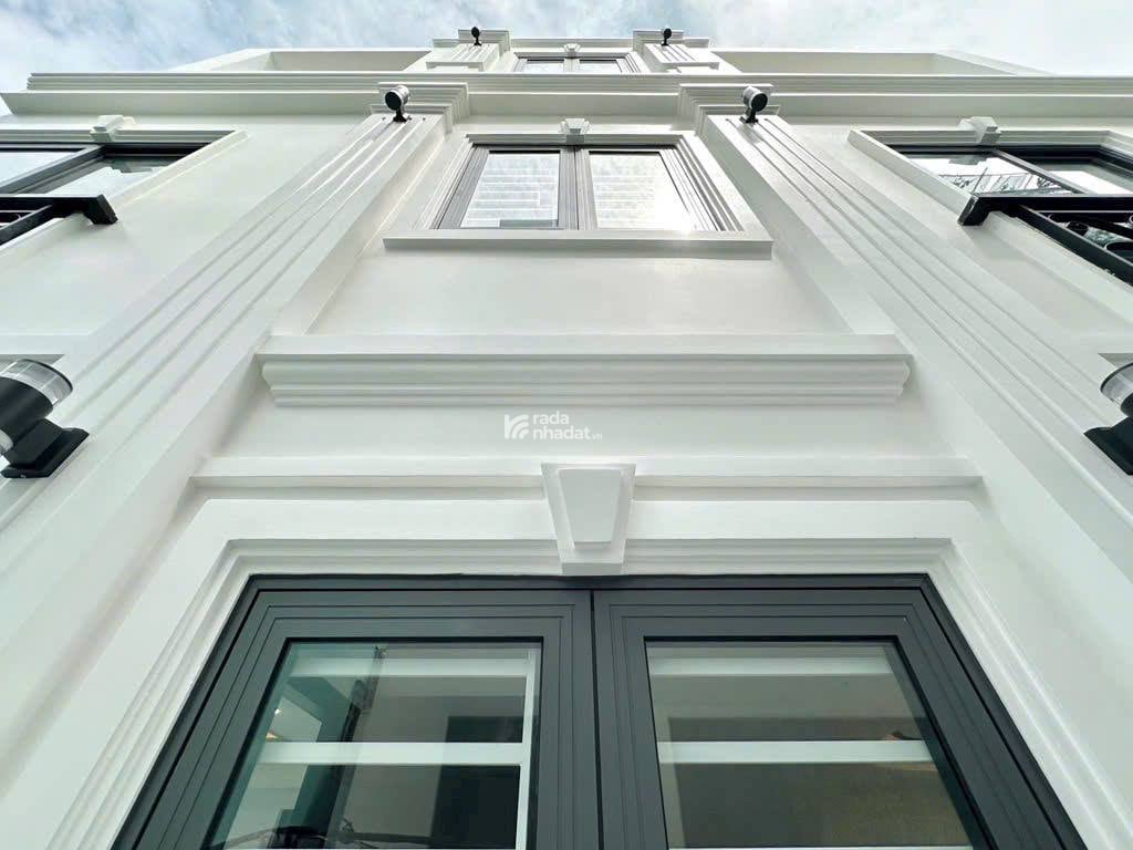 VIP ĐOÀN THỊ ĐIỂM - PHÚ NHUẬN - 4 TẦNG - 5PN 5WC - 45M2 NGANG 5M