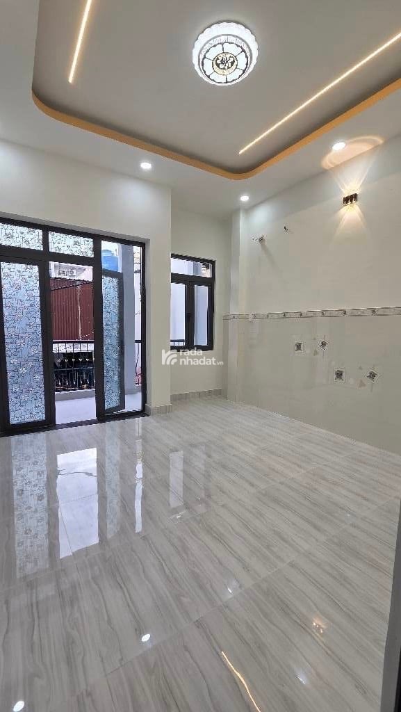  NHÀ 2 TẦNG ĐẸP LUNG LINH – HXH – VÀI BƯỚC RA MẶT TIỀN