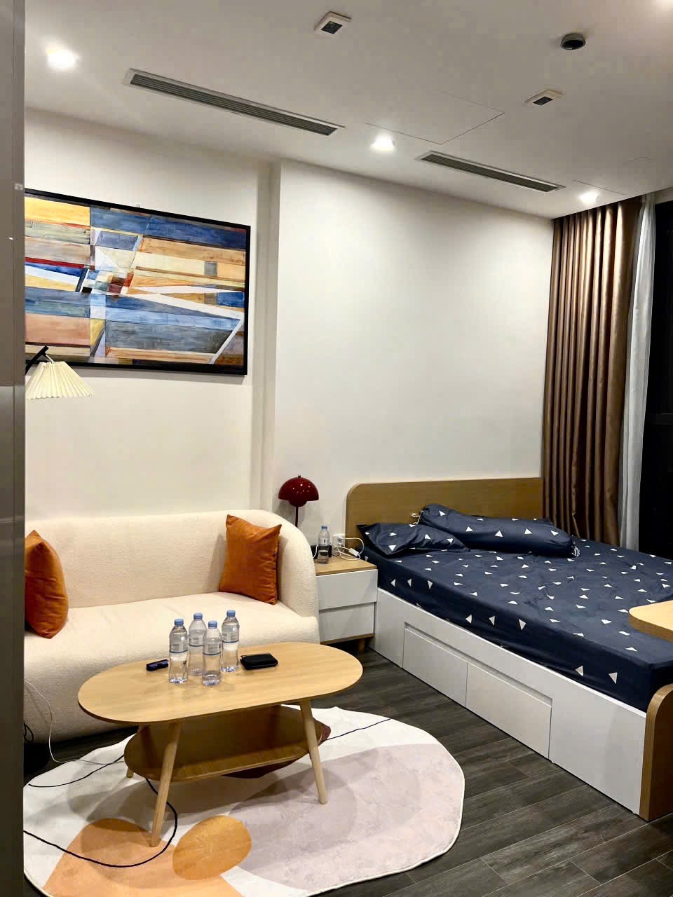 8TR - STUDIO FULL ĐỒ Ở TONKIN 