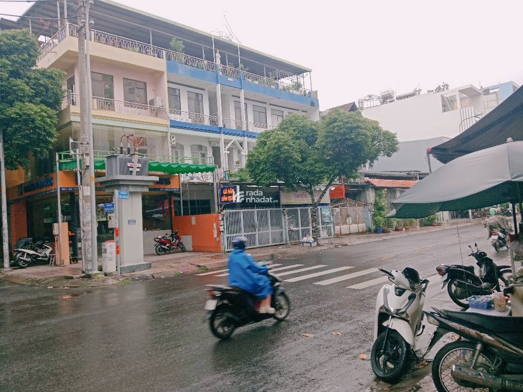 SÁT TÂN BÌNH, MTKD TRẦN HƯNG ĐẠO, TÂN PHÚ, 100M2 HIẾM CÓ, TIỆN XÂY. GIẢM 550TR CHỈ 21.5T TL TỐT